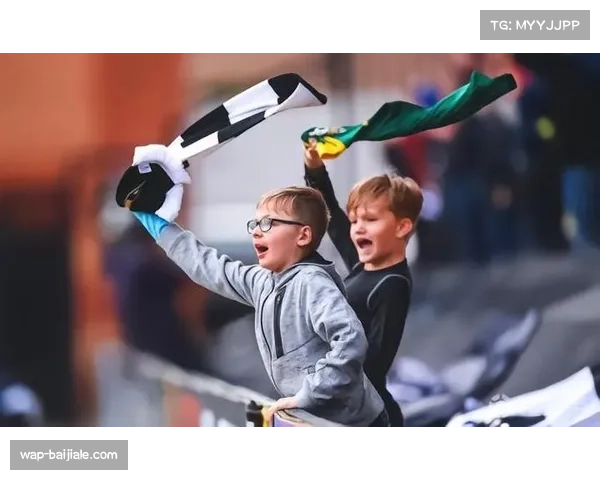 巴克利城6-5惊险胜诺茨郡，赢得足总杯第一轮比赛。